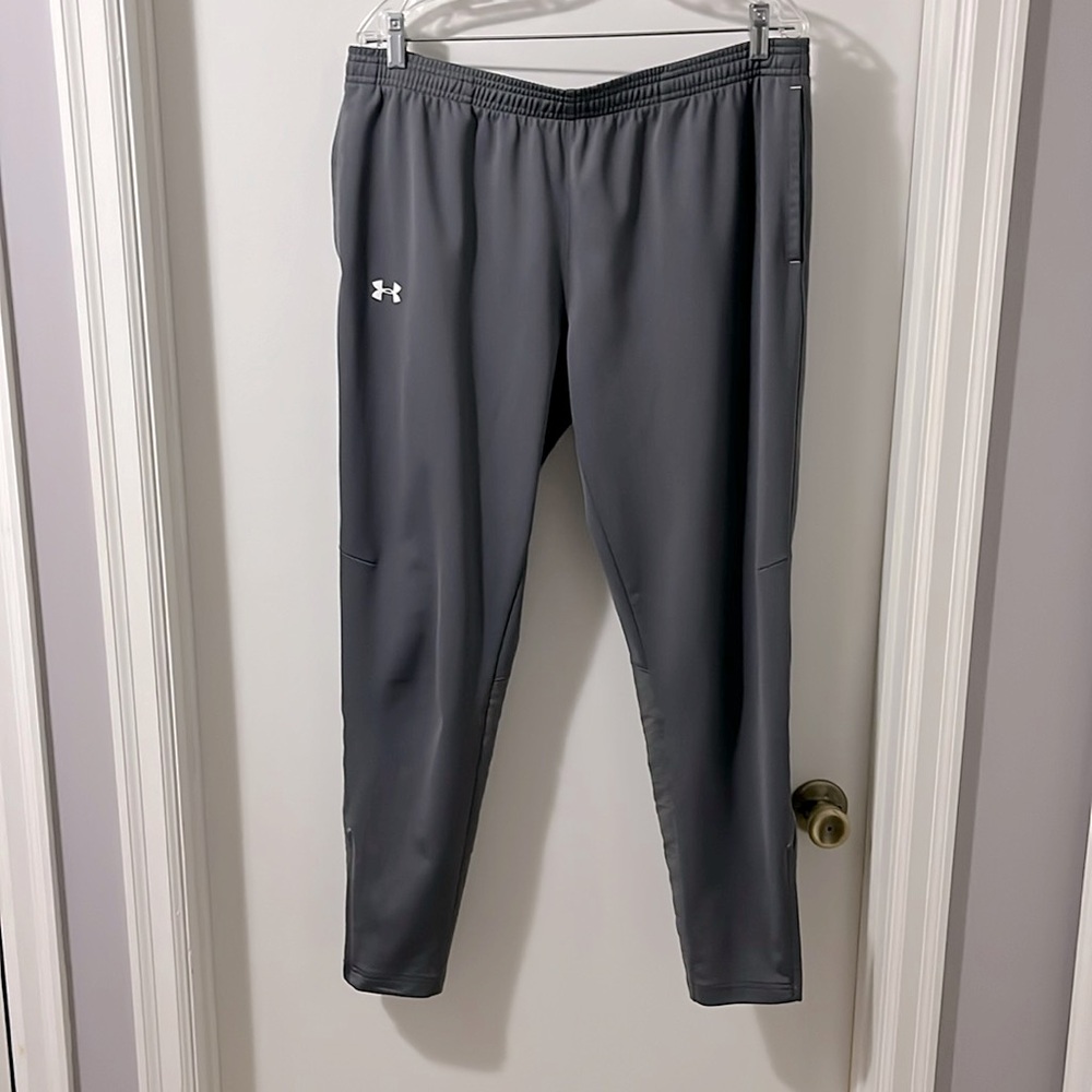 Women’s under armour tapered warm up pant